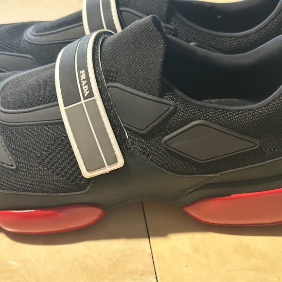 Prada Cloudburst - Picture 2 of 2